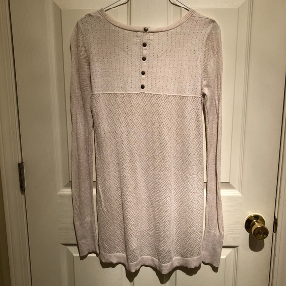 Shrinking Violet White sweater Cream Light Knit - Picture 2 of 6